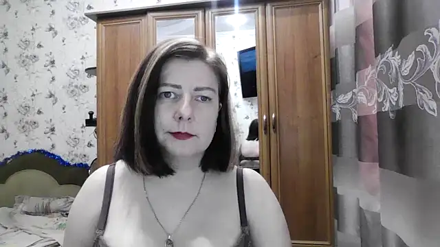 SophieNightAh online show from January 7, 2026, 5:29 pm