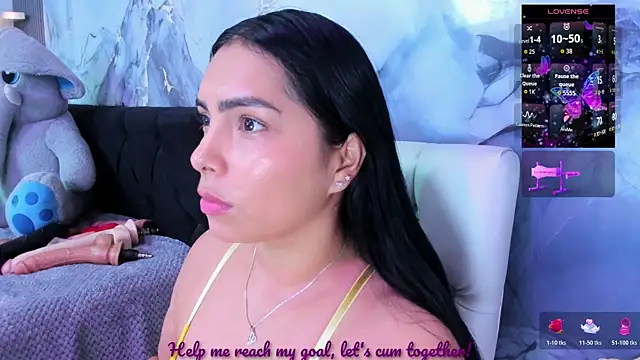 Snapshot of evelinn_belen chatting on July 19, 2026, 4:37 pm evelinn belen online show from July 19, 2026, 4:37 pm