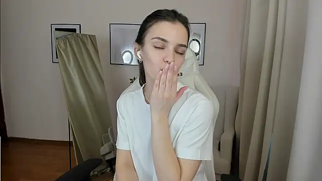 Snapshot of SuzyJamess chatting on January 22, 2025, 4:55 am SuzyJamess online show from January 22, 2025, 4:55 am