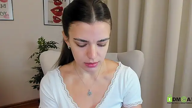 Snapshot of SuzyJamess chatting on March 15, 2025, 2:14 am SuzyJamess online show from March 15, 2025, 2:14 am