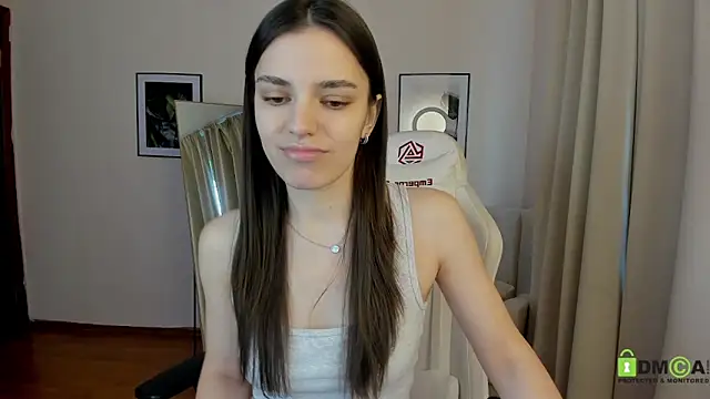 Snapshot of SuzyJamess chatting on February 1, 2025, 5:07 am SuzyJamess online show from February 1, 2025, 5:07 am