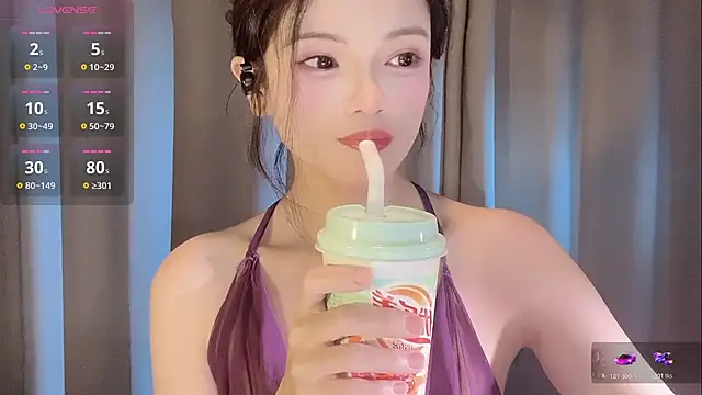 --xixi-- online show from March 6, 2026, 9:21 pm