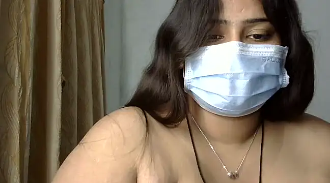 cutelady65 online show from December 28, 2024, 2:10 pm