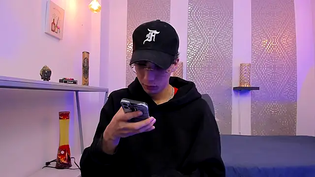 Nikolay Gregori online show from December 15, 2025, 4:40 am