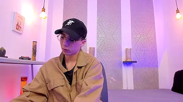 Nikolay Gregori online show from December 2, 2025, 4:14 am