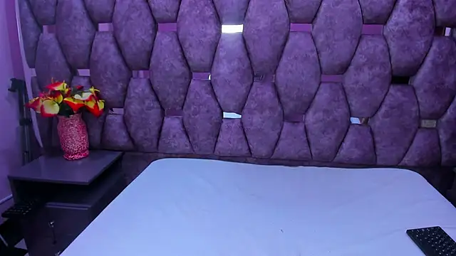 AlaSmith online show from October 14, 2025, 2:23 am