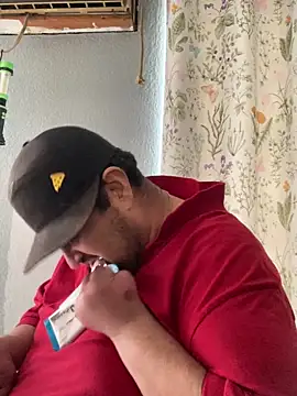 Miguel16i online show from March 6, 2025, 6:59 pm