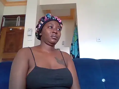 Snapshot of choco_dimples chatting on October 29, 2025, 6:45 am choco dimples online show from October 29, 2025, 6:45 am