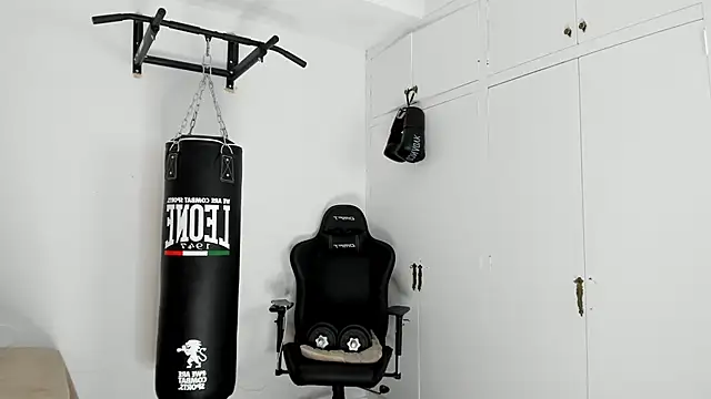 dan01  online show from October 27, 2025, 2:07 pm