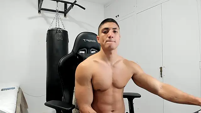 dan01  online show from February 10, 2026, 8:19 pm