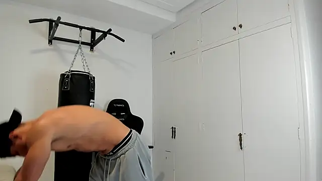 dan01  online show from January 16, 2026, 8:24 pm