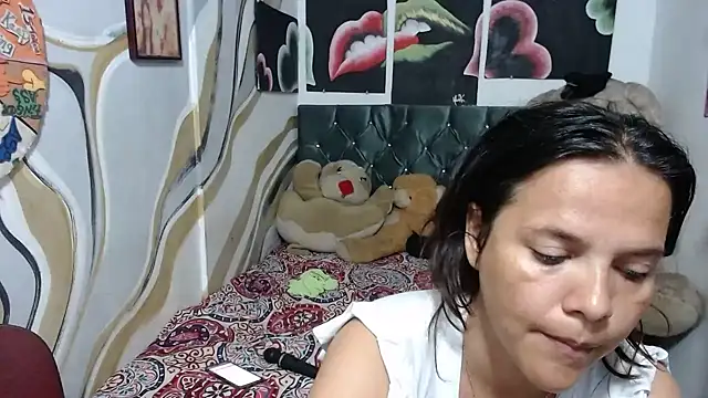 Snapshot of manzanahot9 chatting on March 21, 2026, 6:12 pm manzanahot9 online show from March 21, 2026, 6:12 pm