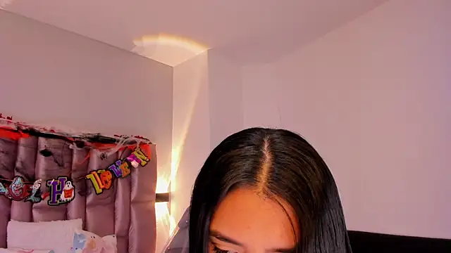 NikyBrookss online show from November 3, 2025, 1:37 pm