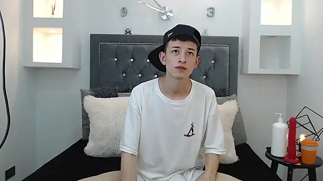 MaikCarver online show from January 10, 2025, 4:22 am