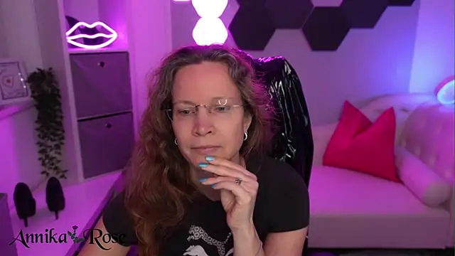 AnnikaRose online show from February 22, 2026, 12:29 pm