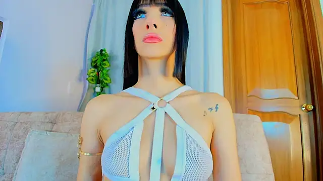 liccy hall online show from February 1, 2026, 11:41 am