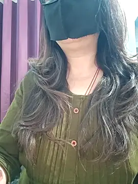 Aishwaryaa 69 online show from April 9, 2026, 2:24 am