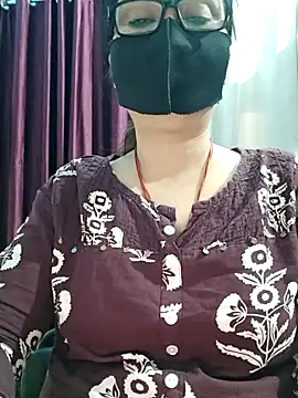 Aishwaryaa 69 online show from February 28, 2026, 8:03 am