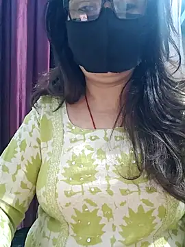 Aishwaryaa 69 online show from February 18, 2026, 8:22 am