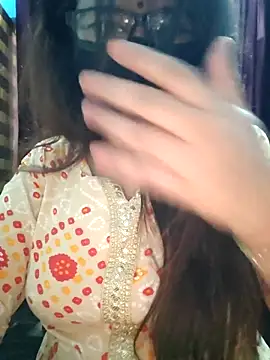 Snapshot of Aishwaryaa_69 chatting on September 9, 2025, 7:18 am Aishwaryaa 69 online show from September 9, 2025, 7:18 am
