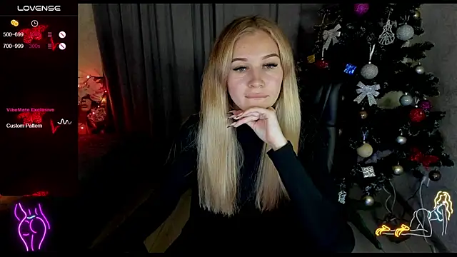  NigoNika online show from November 28, 2025, 1:33 pm