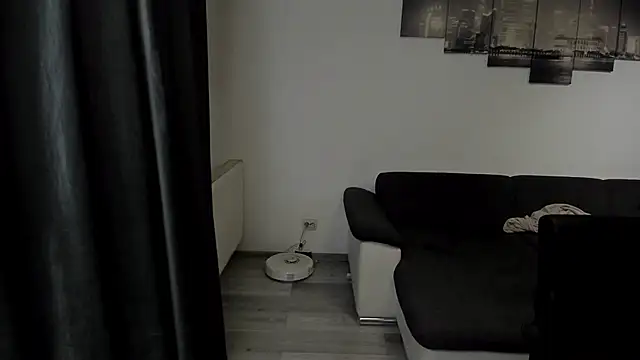 Richarddarell1 online show from April 1, 2026, 5:42 am