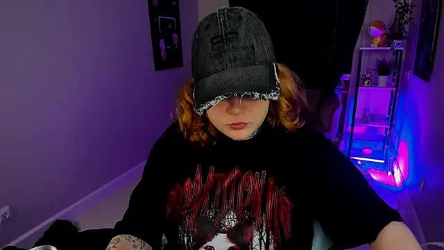 Cassie xKiss online show from October 5, 2025, 8:32 pm