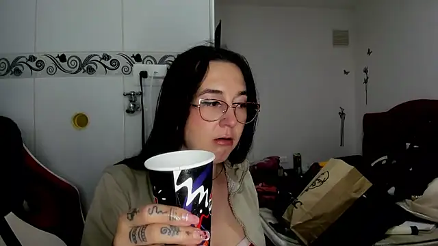 Snapshot of Sweet-Suck69 chatting on July 1, 2026, 2:23 am Sweet-Suck69 online show from July 1, 2026, 2:23 am