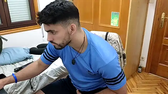 Snapshot of Jackyrose chatting on February 17, 2025, 5:23 pm Jackyrose online show from February 17, 2025, 5:23 pm