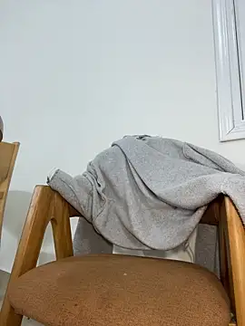 Lami Mi online show from February 12, 2026, 9:31 am