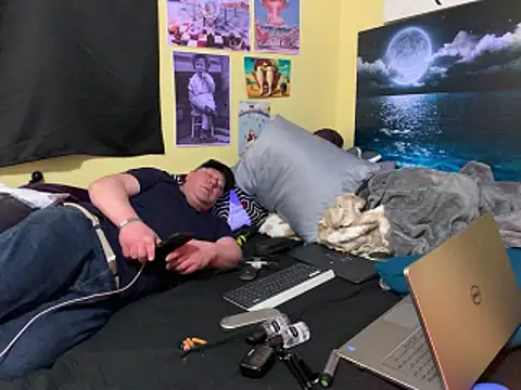 Mic Oxinner online show from April 1, 2026, 7:20 am