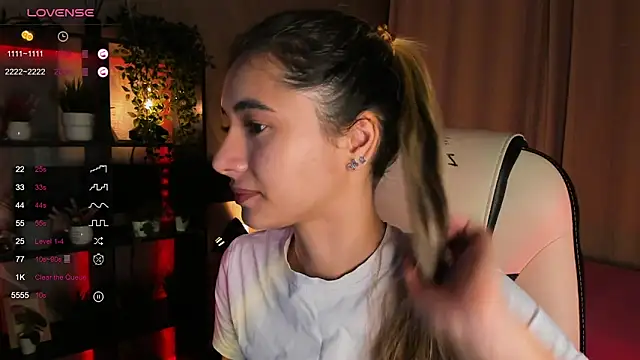 DarlaLike online show from September 14, 2025, 4:13 am