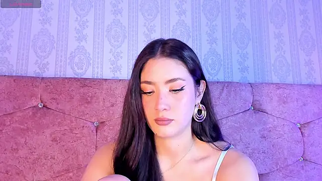 Snapshot of lunar_leen chatting on February 6, 2026, 7:10 pm lunar leen online show from February 6, 2026, 7:10 pm