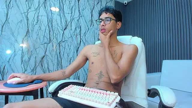 Snapshot of allens_joe chatting on September 16, 2025, 4:24 am allens joe online show from September 16, 2025, 4:24 am