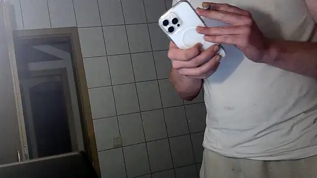 Snapshot of donhulio482 chatting on September 18, 2025, 1:08 am donhulio482 online show from September 18, 2025, 1:08 am