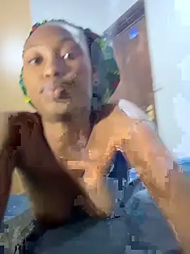 Snapshot of NASTY_BOBO chatting on December 19, 2025, 1:02 pm NASTY BOBO online show from December 19, 2025, 1:02 pm