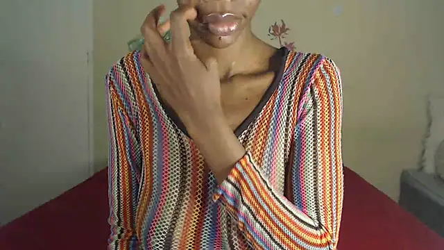 Snapshot of Blacktittiex02 chatting on July 5, 2026, 3:52 pm Blacktittiex02 online show from July 5, 2026, 3:52 pm