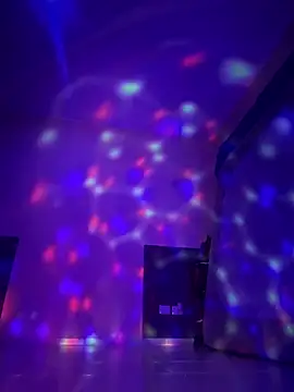 kandyloves online show from September 14, 2025, 6:03 am