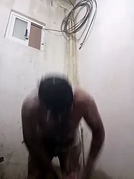 YoSoyLittleBoy online show from November 4, 2025, 4:27 am