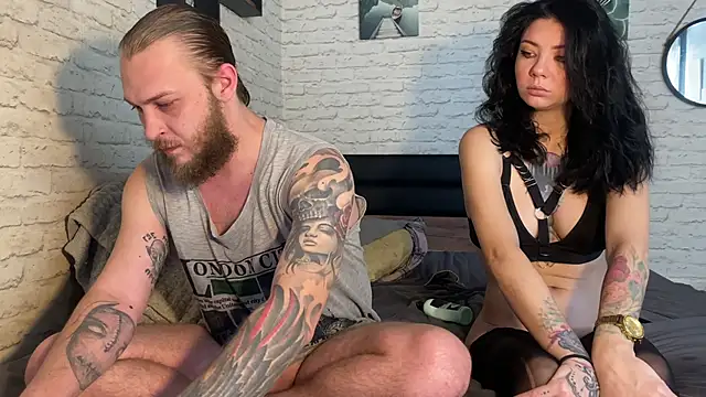 Snapshot of leesmoke chatting on February 9, 2026, 6:33 am leesmoke online show from February 9, 2026, 6:33 am