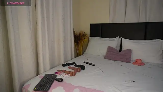  Watuluv  online show from March 10, 2025, 4:03 pm