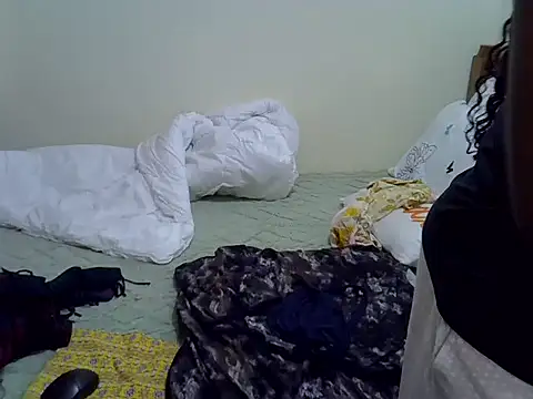 Sweet Bear online show from December 5, 2025, 7:01 pm