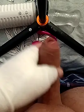 Horny Lovers 97 33 online show from February 13, 2026, 9:37 pm