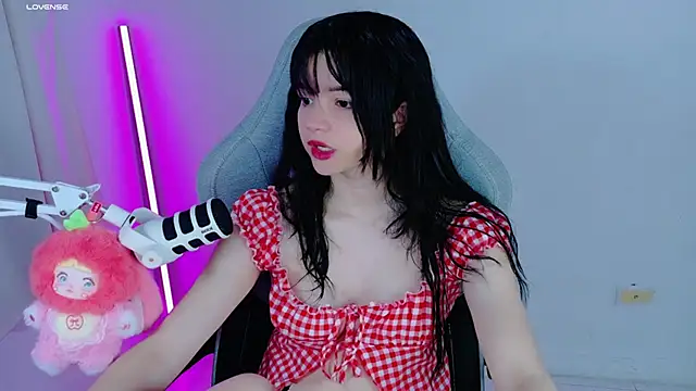 stephybrown online show from September 23, 2025, 9:22 pm