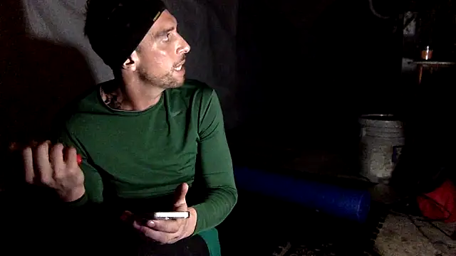 Snapshot of TheOnlyTwinTowers chatting on December 11, 2024, 9:19 am TheOnlyTwinTowers online show from December 11, 2024, 9:19 am