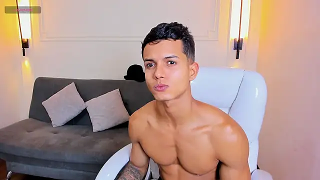 Paradise boy s online show from November 20, 2025, 9:04 pm