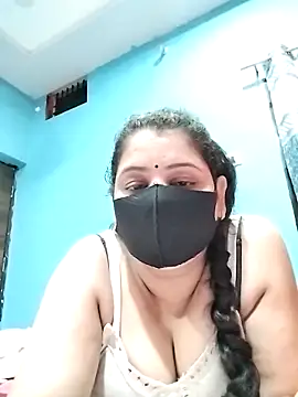 Snapshot of Ruksar-Pathan chatting on May 5, 2026, 7:28 pm Ruksar-Pathan online show from May 5, 2026, 7:28 pm