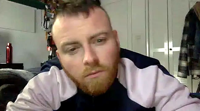 Snapshot of Pelirrojo1234 chatting on February 4, 2025, 3:15 pm Pelirrojo1234 online show from February 4, 2025, 3:15 pm