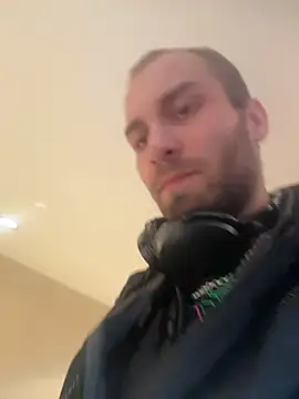 Snapshot of pervy_devil chatting on November 26, 2025, 9:31 am pervy devil online show from November 26, 2025, 9:31 am