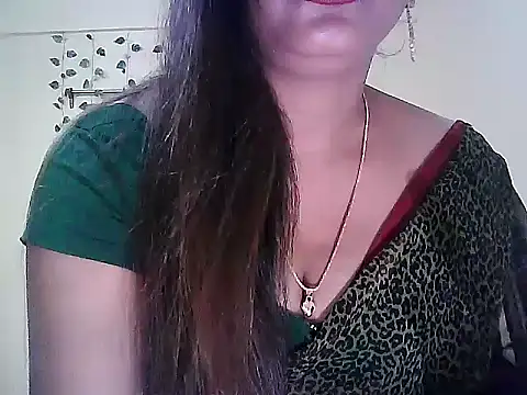Snapshot of Model-Tanya chatting on January 18, 2026, 3:04 pm Model-Tanya online show from January 18, 2026, 3:04 pm